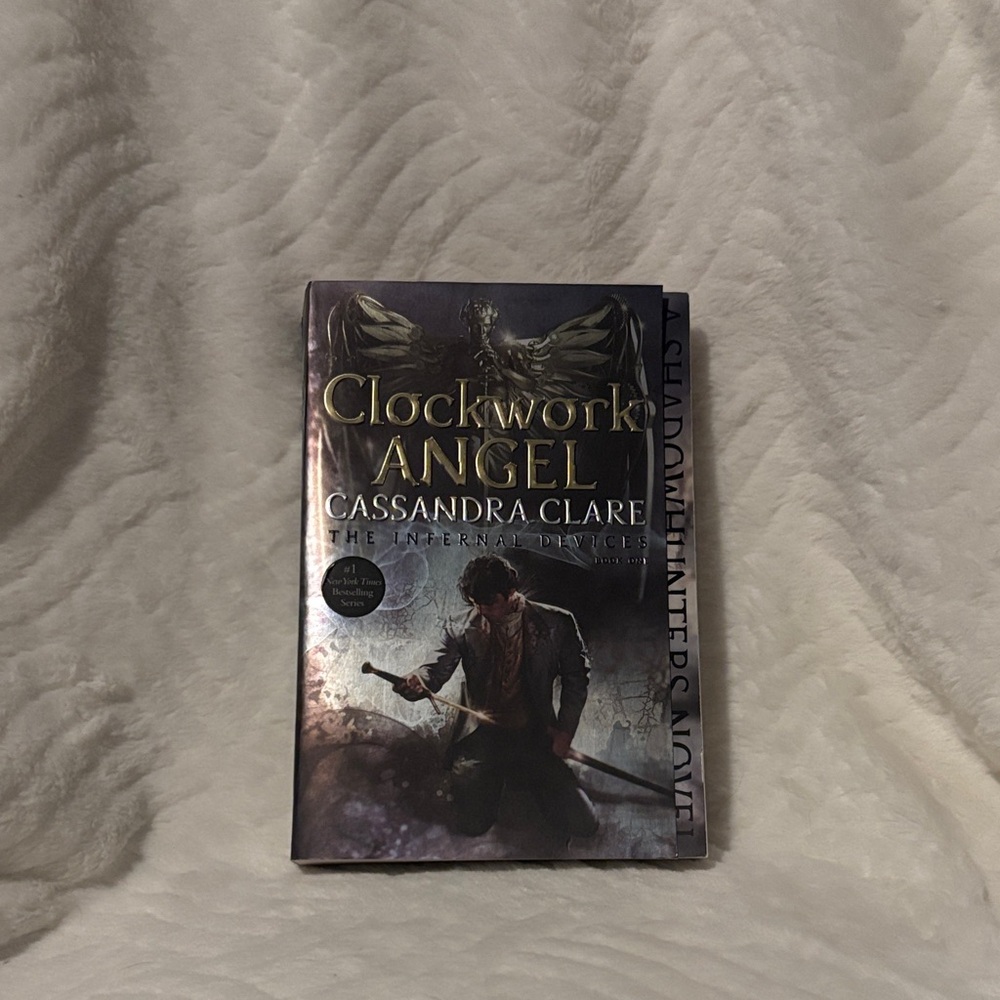 Clockwork Angel Book by Cassandra Clare